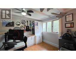22 Woods Street thumbnail 25