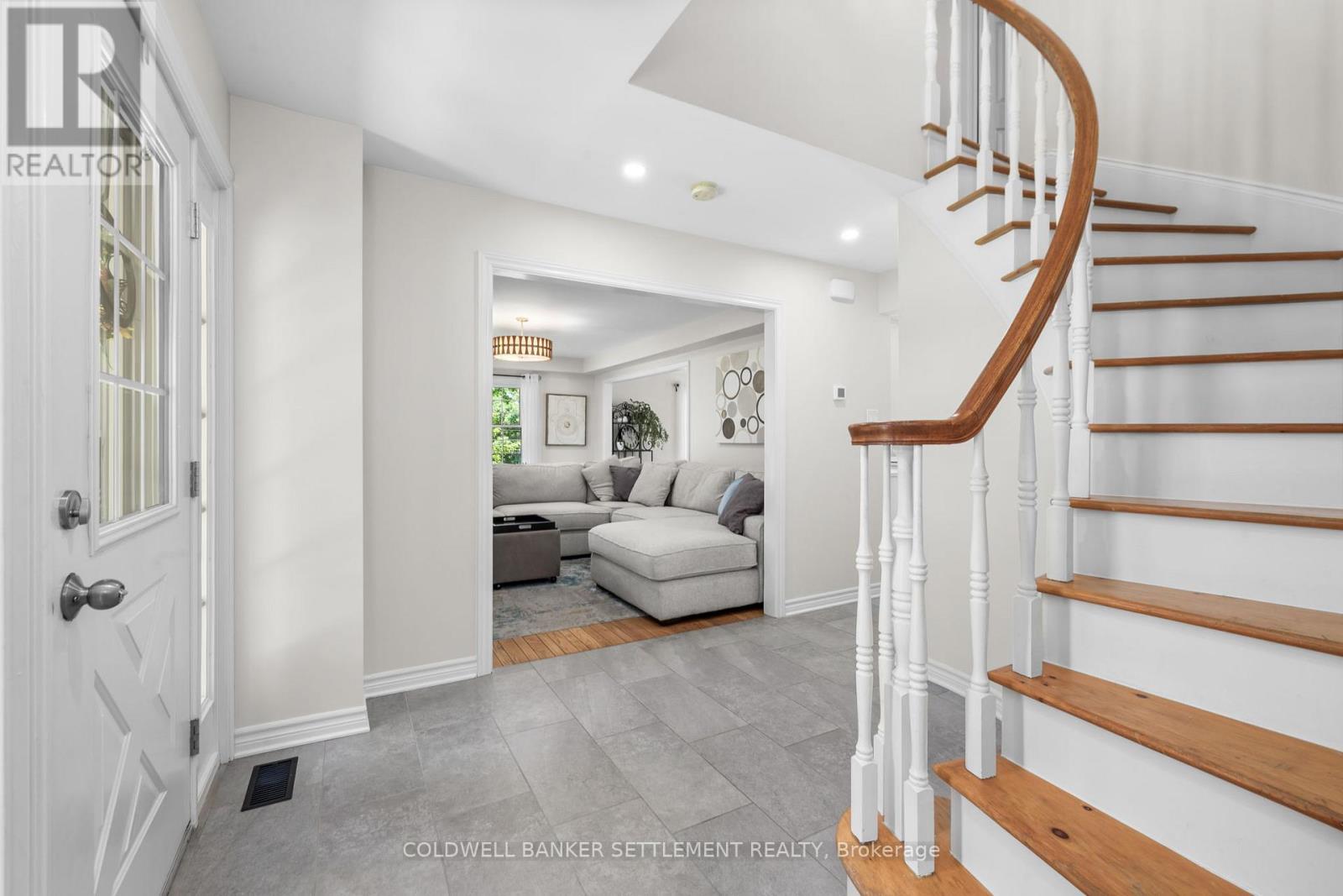 41 RIDEAU FERRY ROAD - Image 10