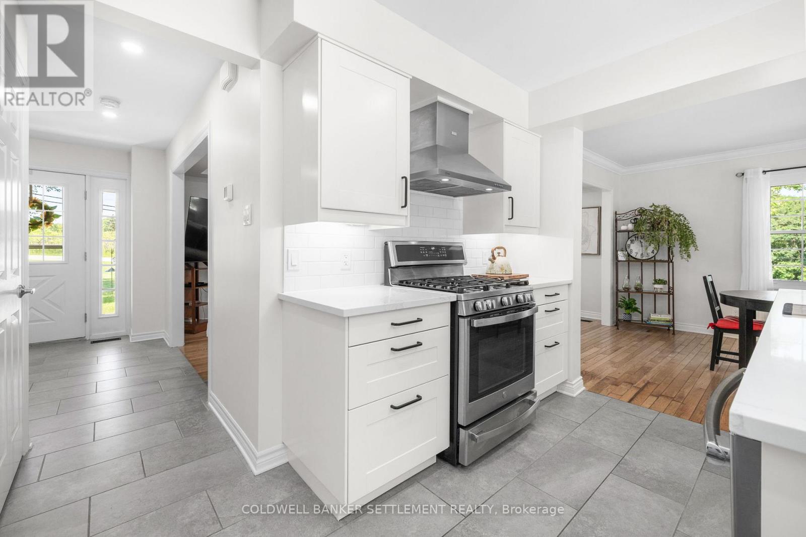 41 RIDEAU FERRY ROAD - Image 15