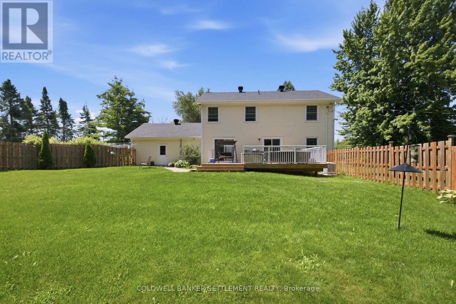 41 RIDEAU FERRY ROAD - 40