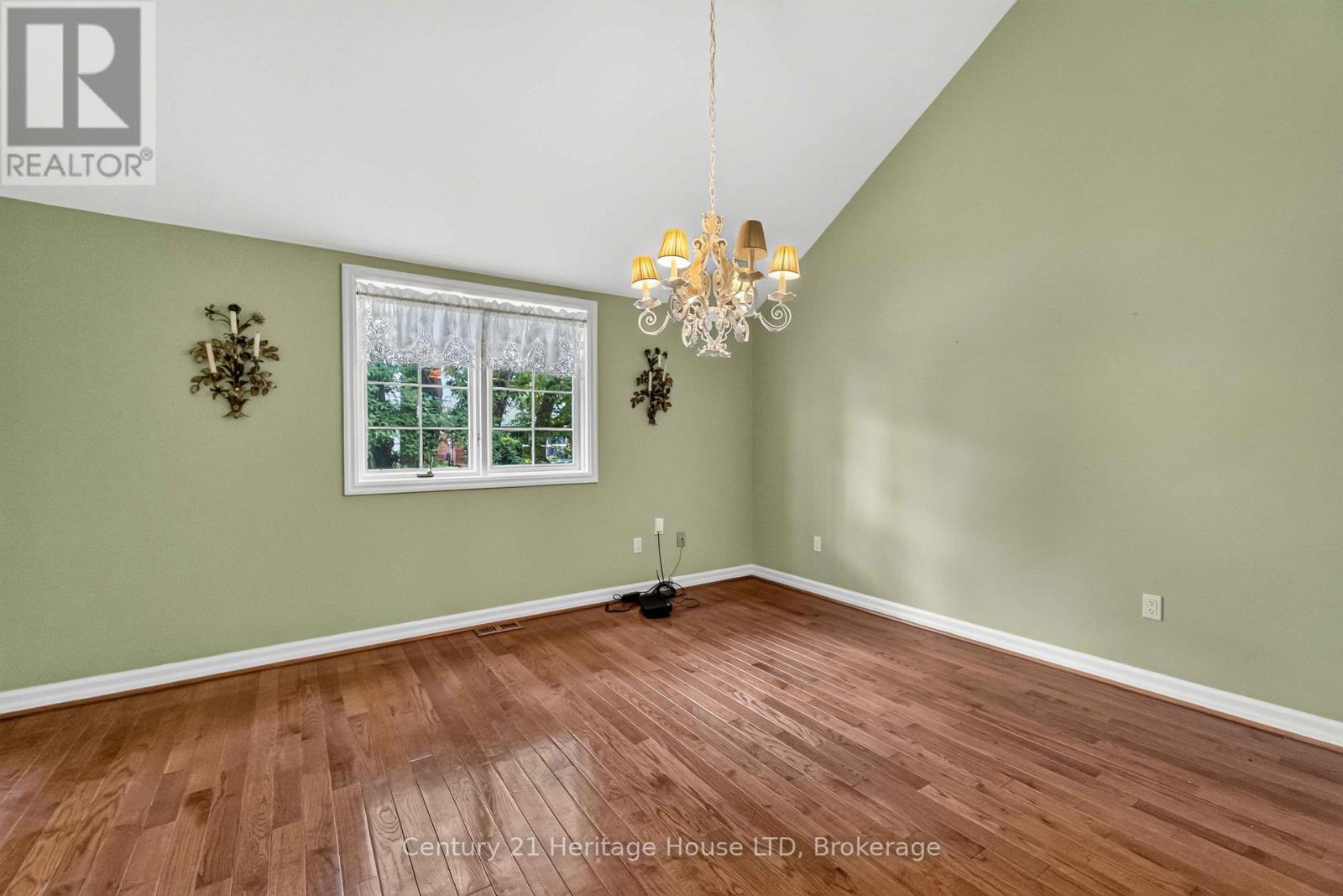 6254 GORE STREET - 13