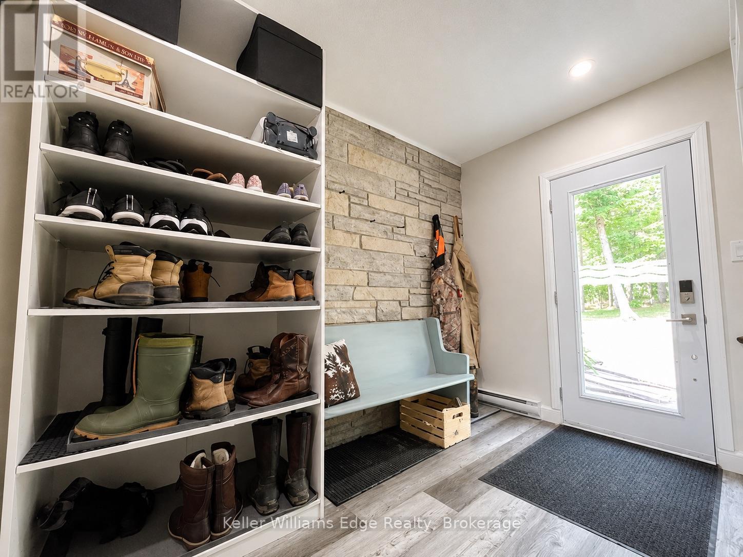 89 HILLS SIDING ROAD - Image 22