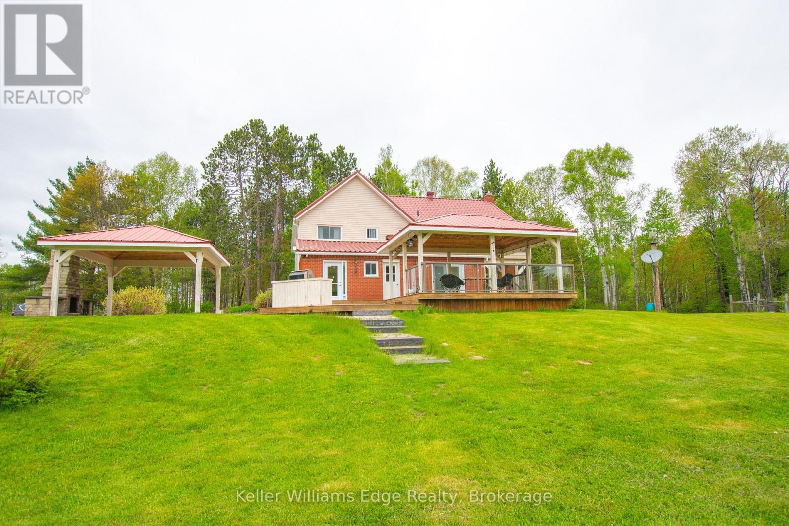 89 HILLS SIDING ROAD - Image 39