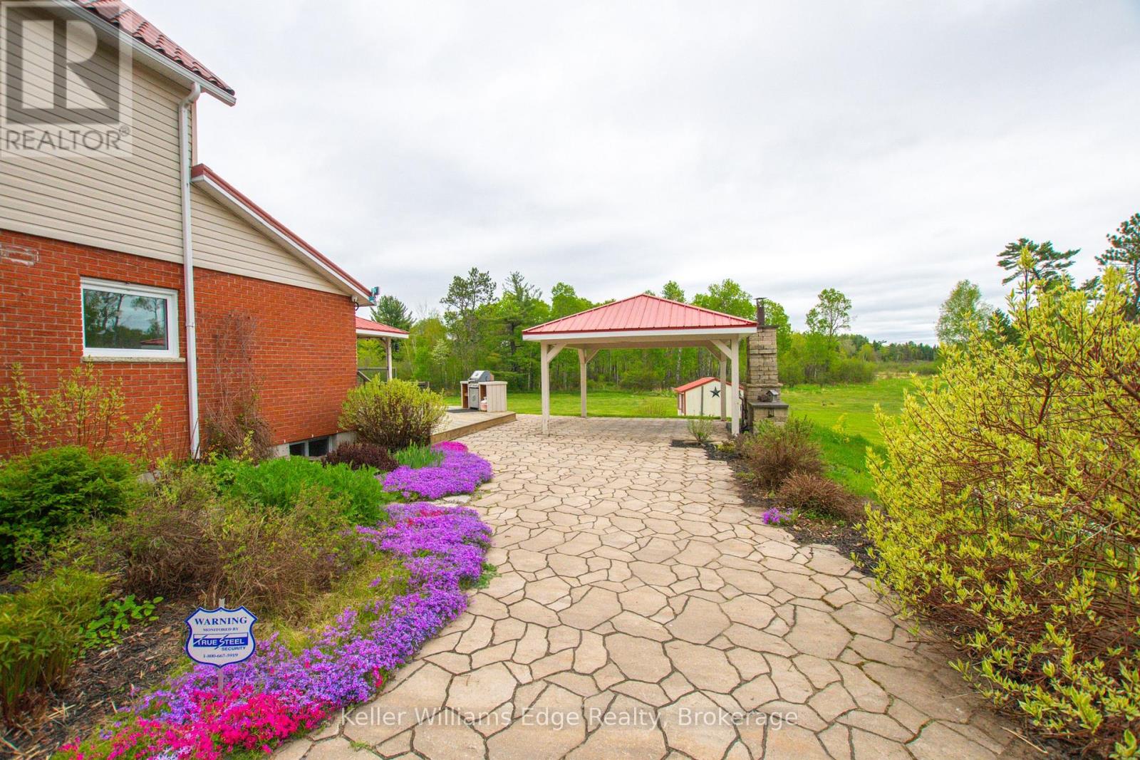 89 HILLS SIDING ROAD - Image 41