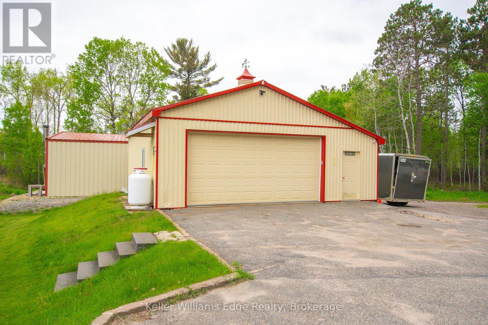 89 HILLS SIDING ROAD - Image 42