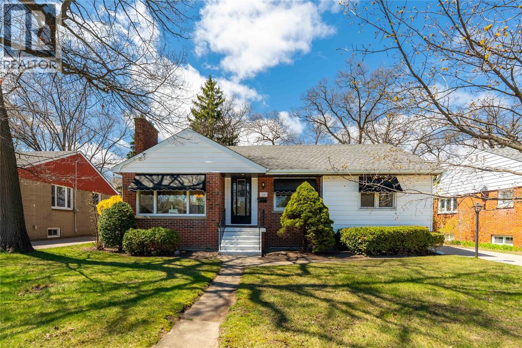 1203 Colborne ROAD - 1