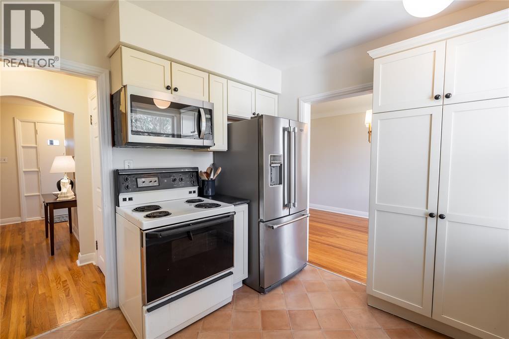 1203 Colborne ROAD - 12