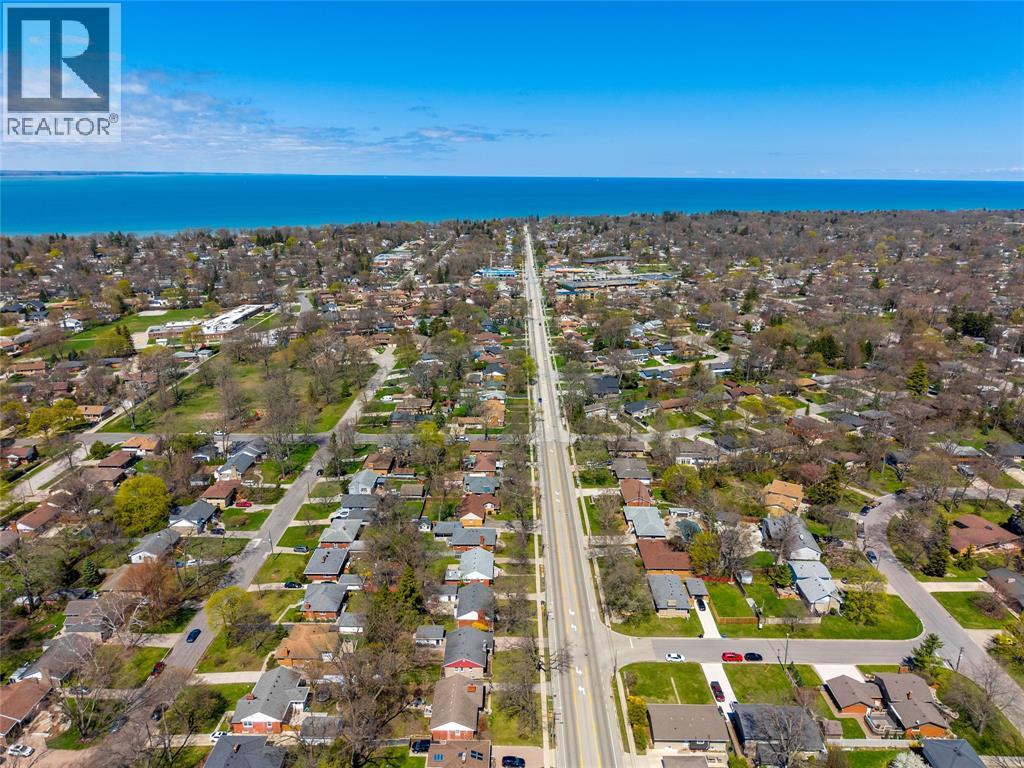 1203 Colborne ROAD - 43