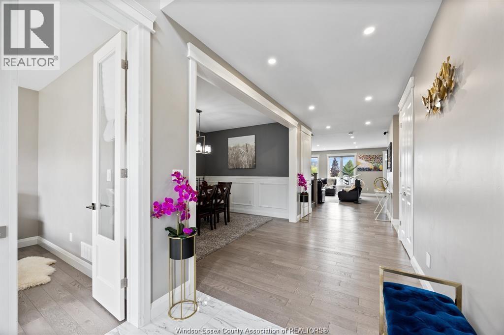 1389 HELSINKI STREET - 11