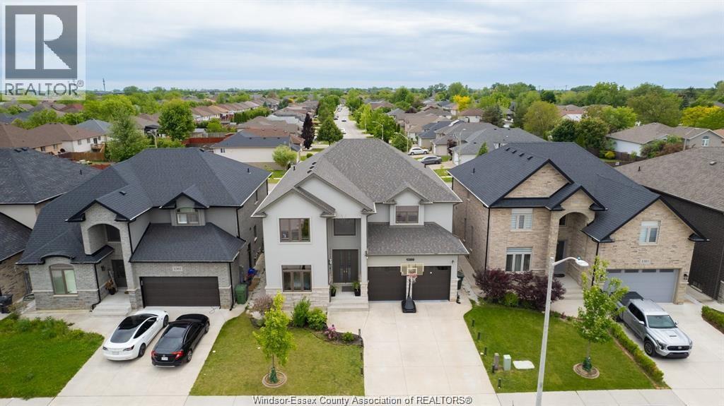 1389 HELSINKI STREET - 32