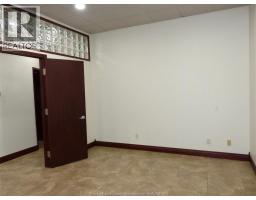 22 Talbot West Unit# 2nd Level, Leamington, ON N8H3A6 Photo 8