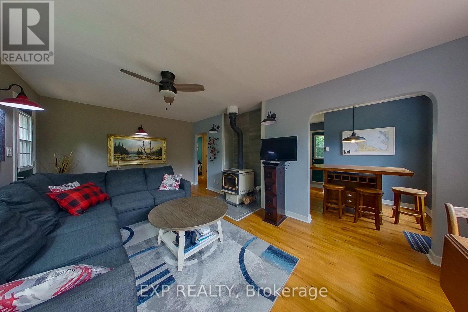 360 CEDAR AVENUE - Image 9