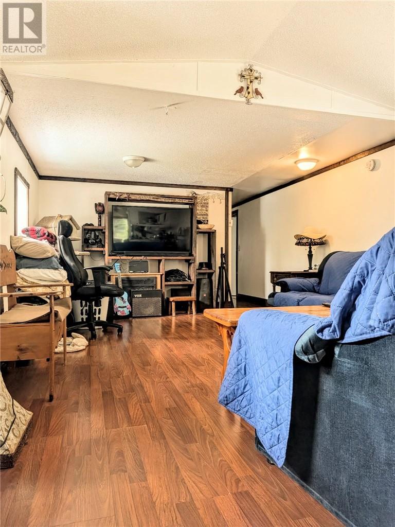 1496 Regional Road 10 - 13