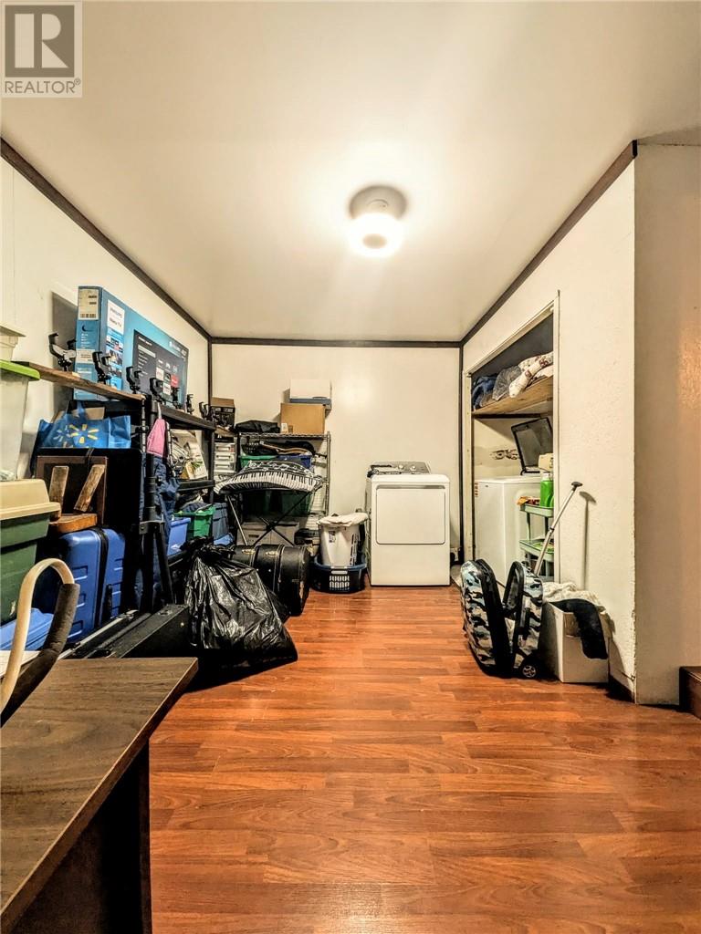 1496 Regional Road 10 - 19