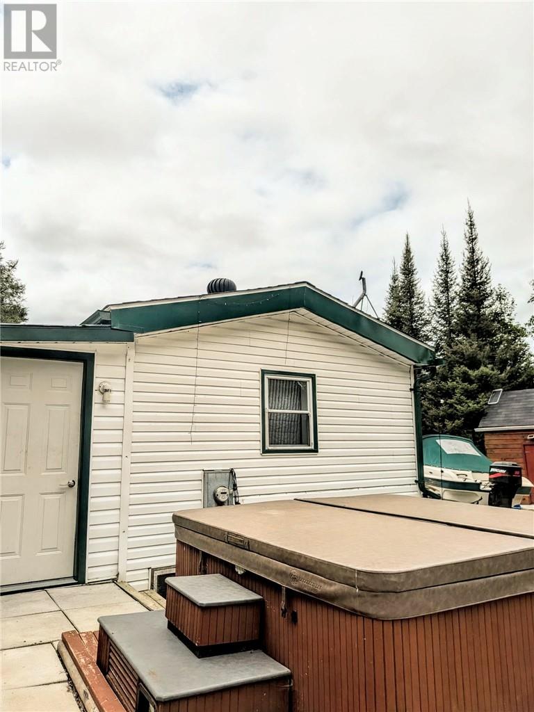 1496 Regional Road 10 - 5