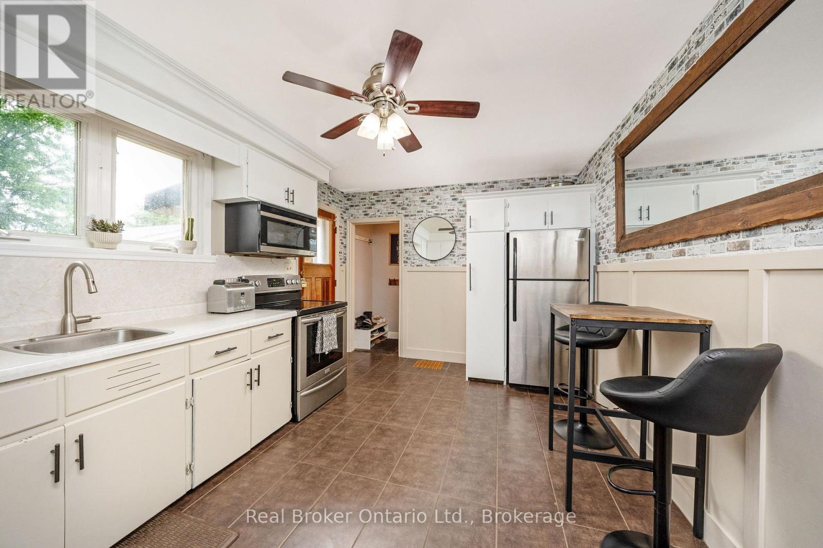 175 STEVENSON STREET S - 13