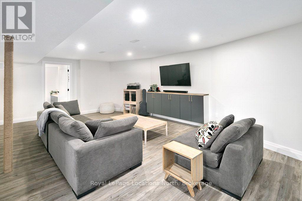 217 ST VINCENT CRESCENT - Image 25