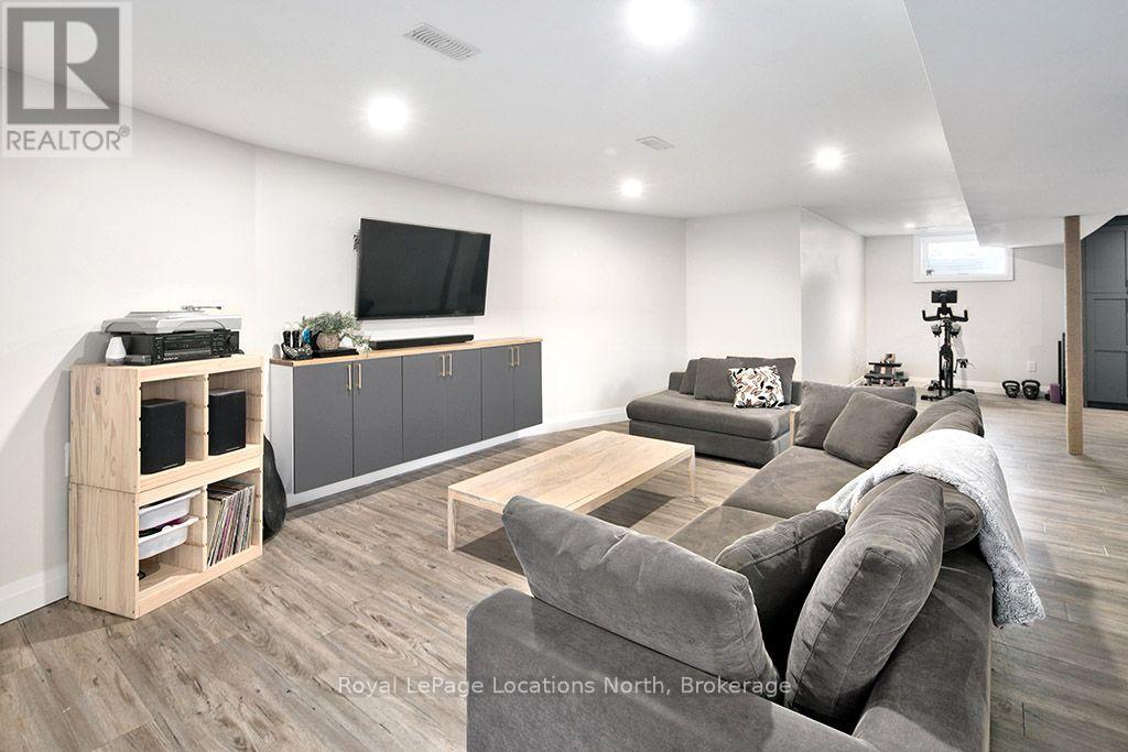 217 ST VINCENT CRESCENT - Image 26