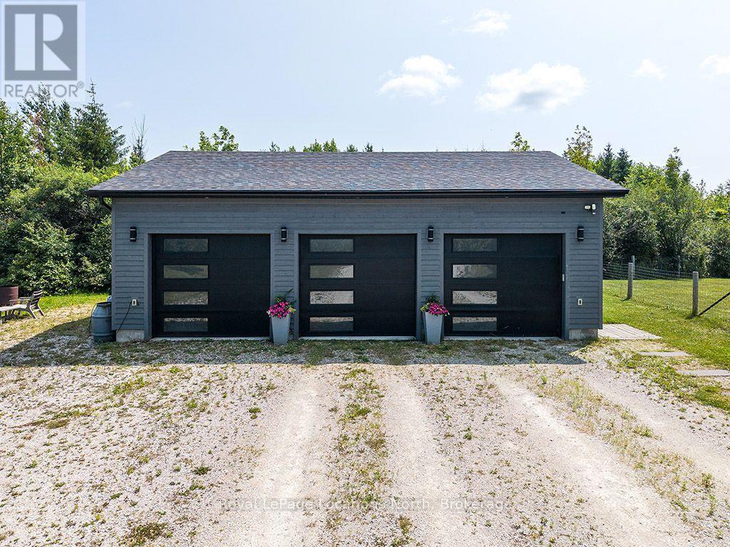 217 ST VINCENT CRESCENT - Image 33