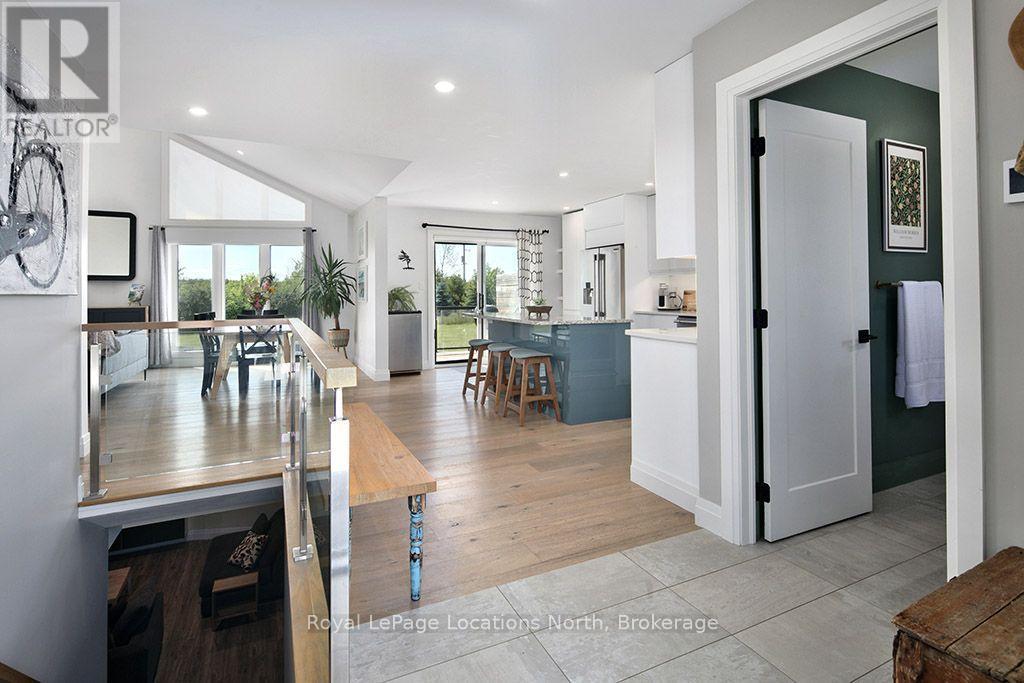 217 ST VINCENT CRESCENT - Image 6