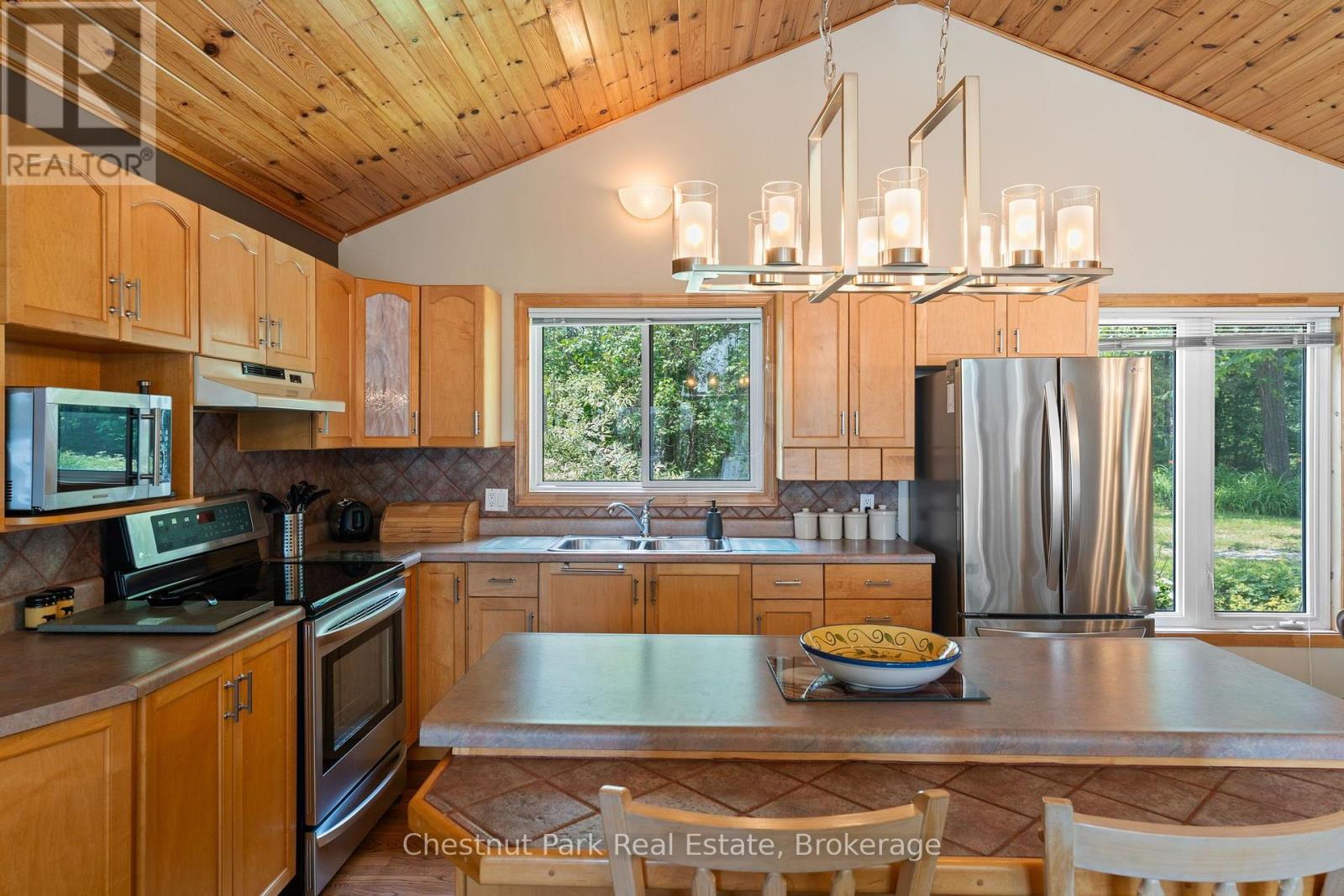 1093 PRESTIGE COURT - 10