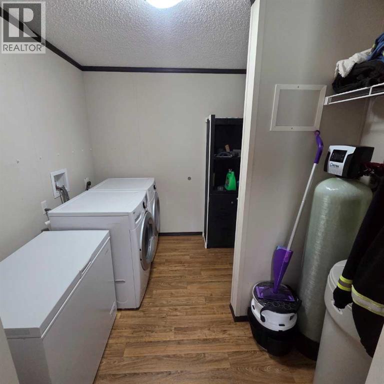 8, 53503 Range Road 171 - 14
