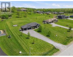 Family room - 144 Hiddenvalley Drive, Belleville, ON K0K2V0 Photo 6
