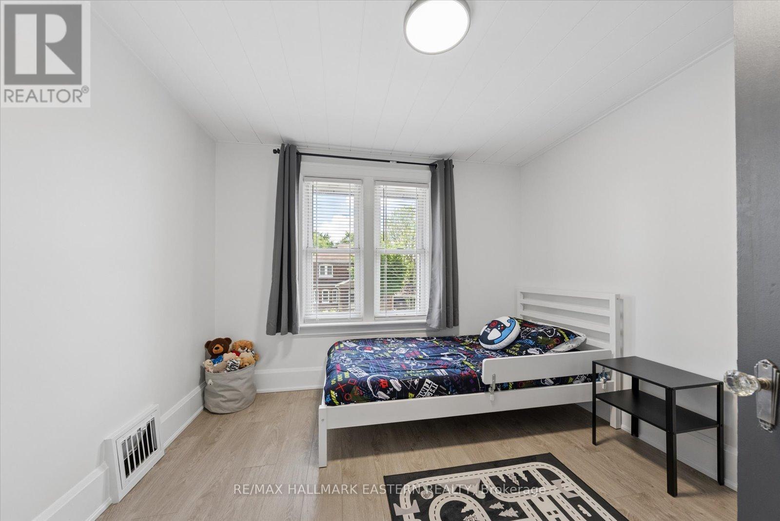 590 DOUGLAS AVENUE - 17