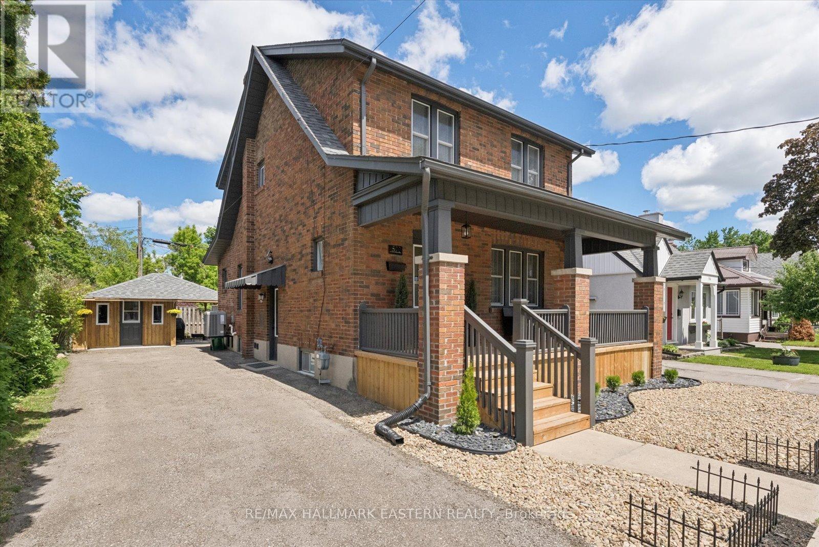 590 DOUGLAS AVENUE - 31