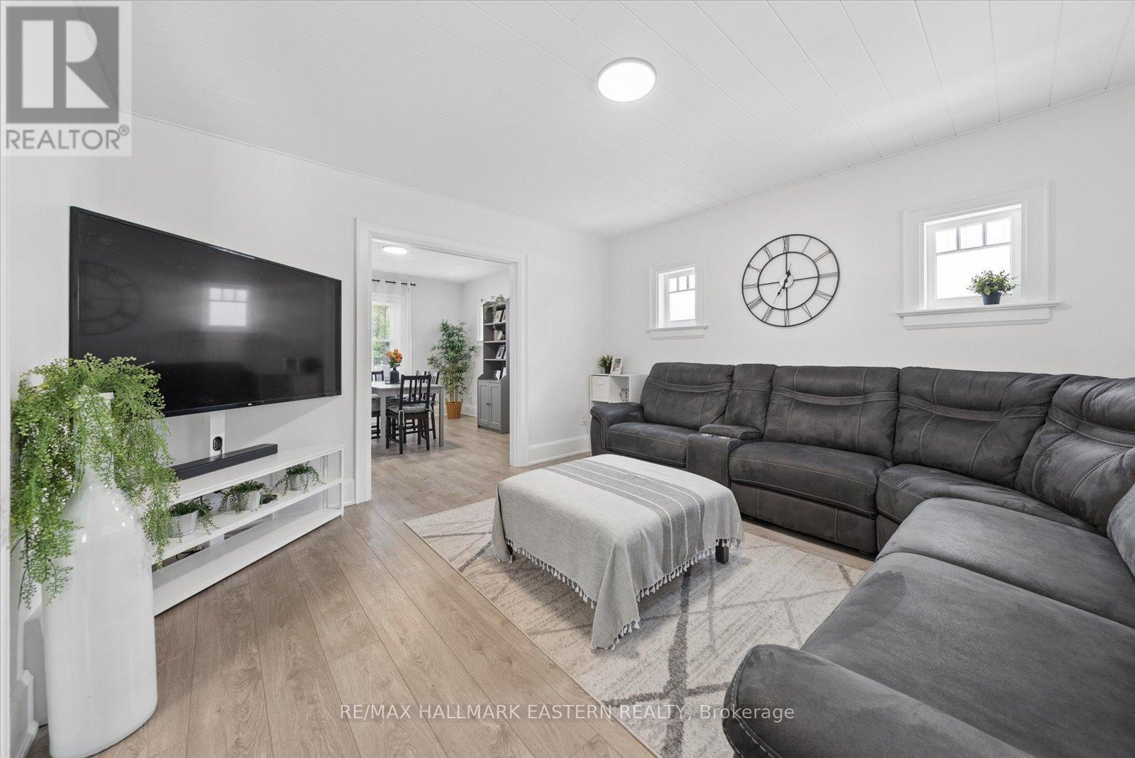 590 DOUGLAS AVENUE - 6