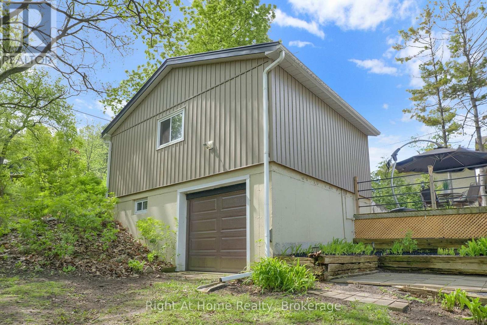 7508 BAMSEY DRIVE - 43