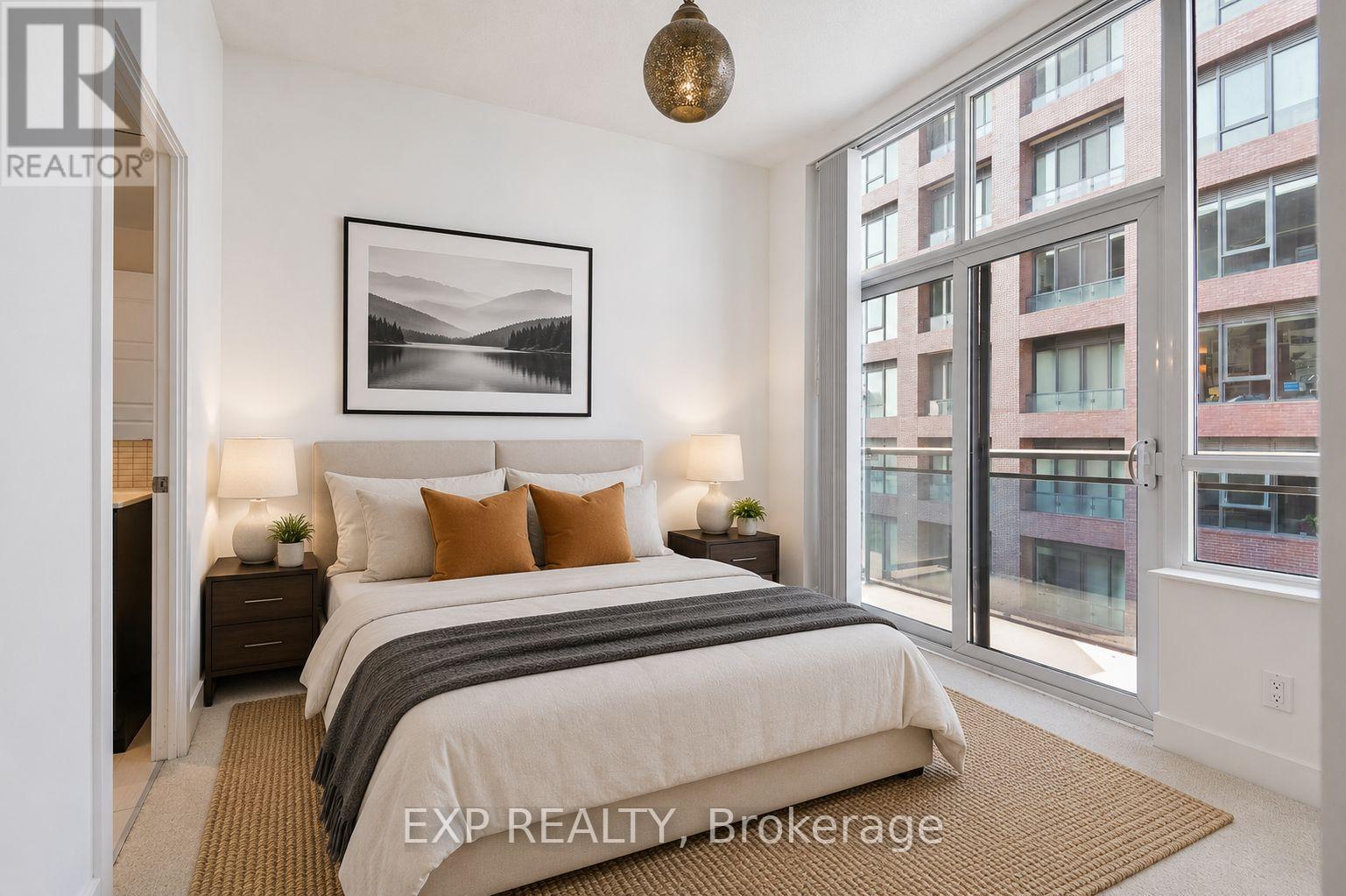 #PH2 28 LINDEN STREET - 23