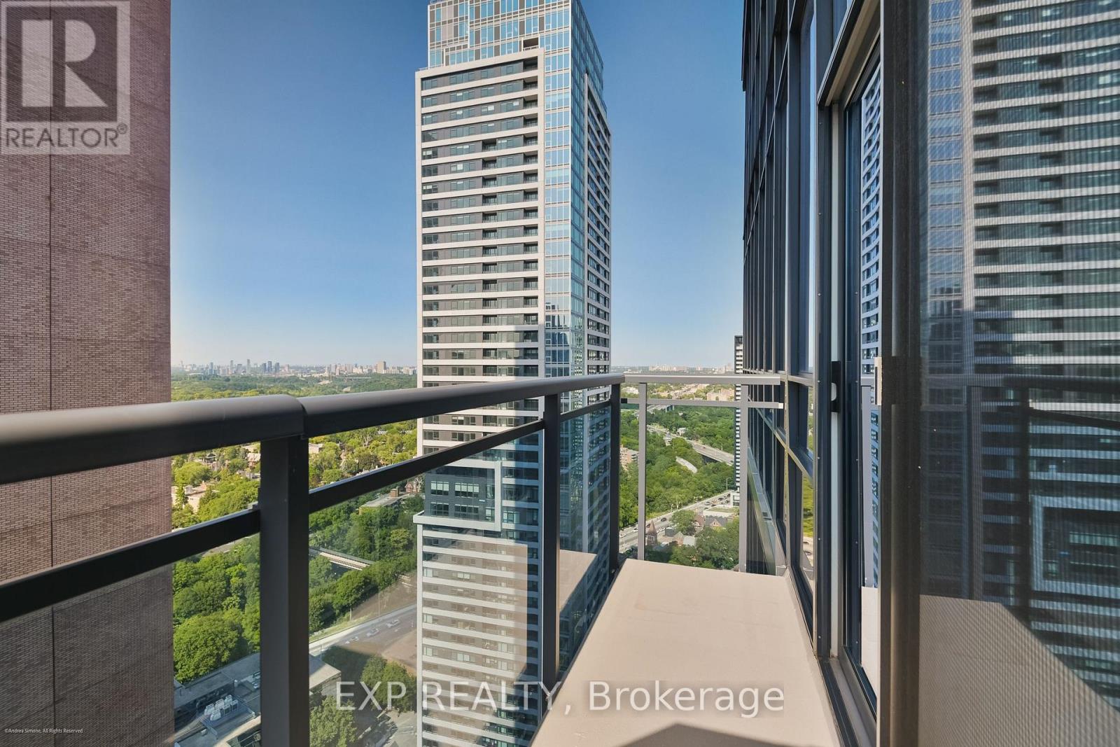 #PH2 28 LINDEN STREET - 29