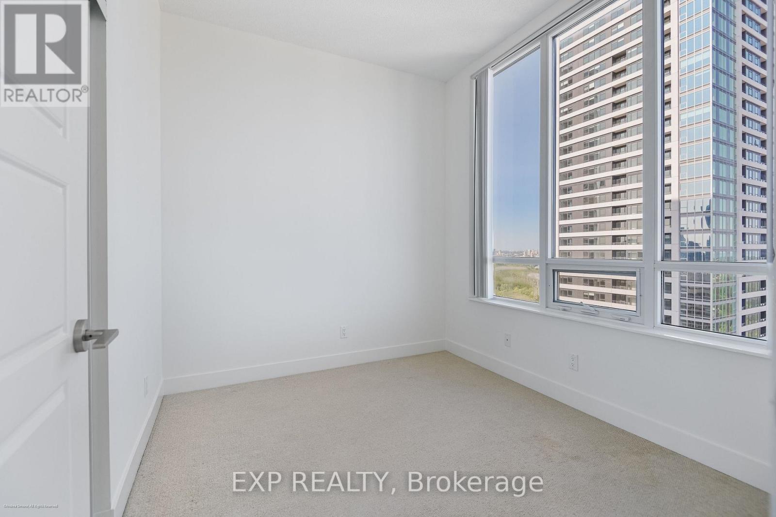#PH2 28 LINDEN STREET - 33