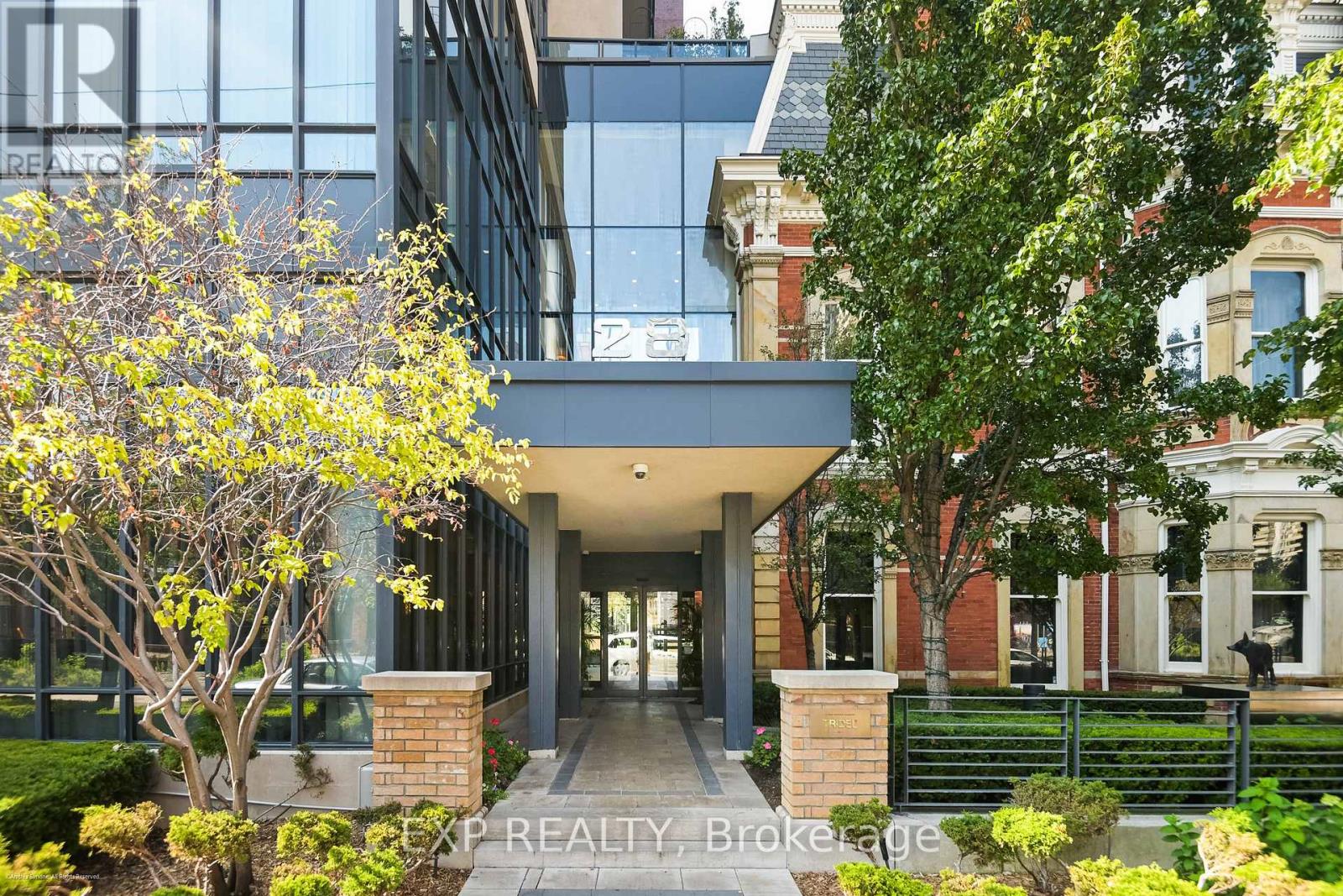 #PH2 28 LINDEN STREET - 4