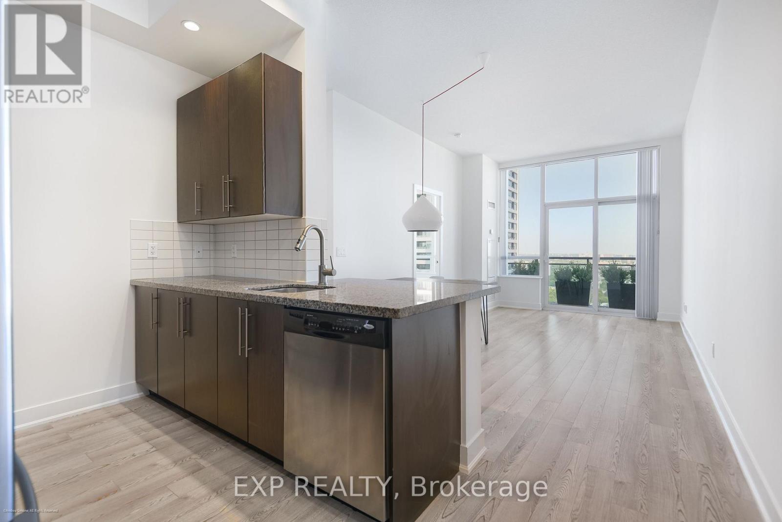 #PH2 28 LINDEN STREET - 8