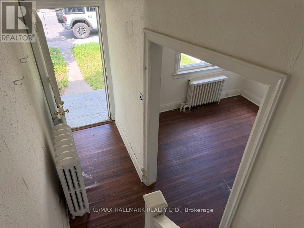 73 HOCKEN AVENUE - 12