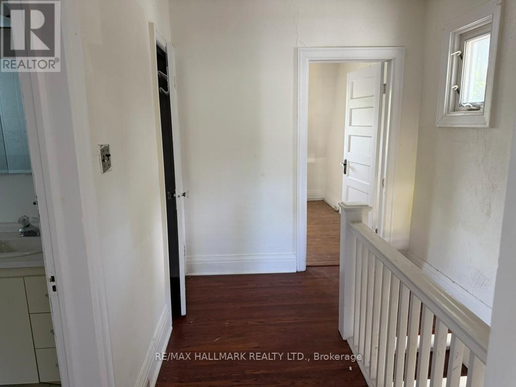 73 HOCKEN AVENUE - 14