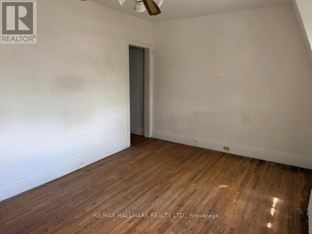 73 HOCKEN AVENUE - 16