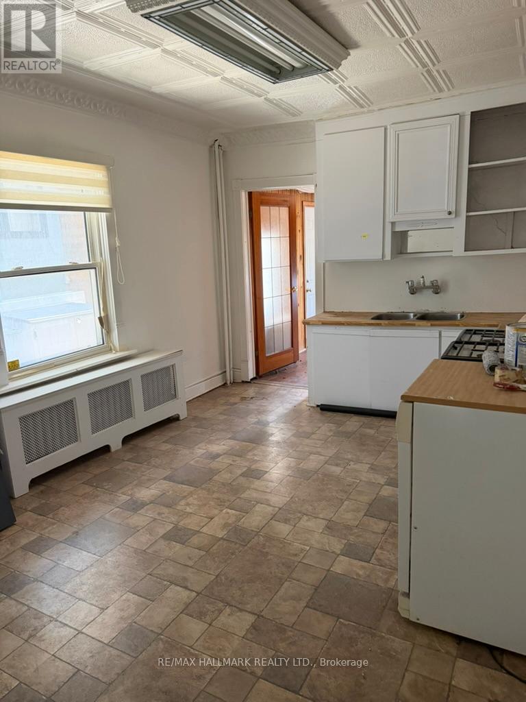 73 HOCKEN AVENUE - 9