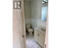73 Hocken Avenue, Toronto, ON M6G2K1 Photo 17