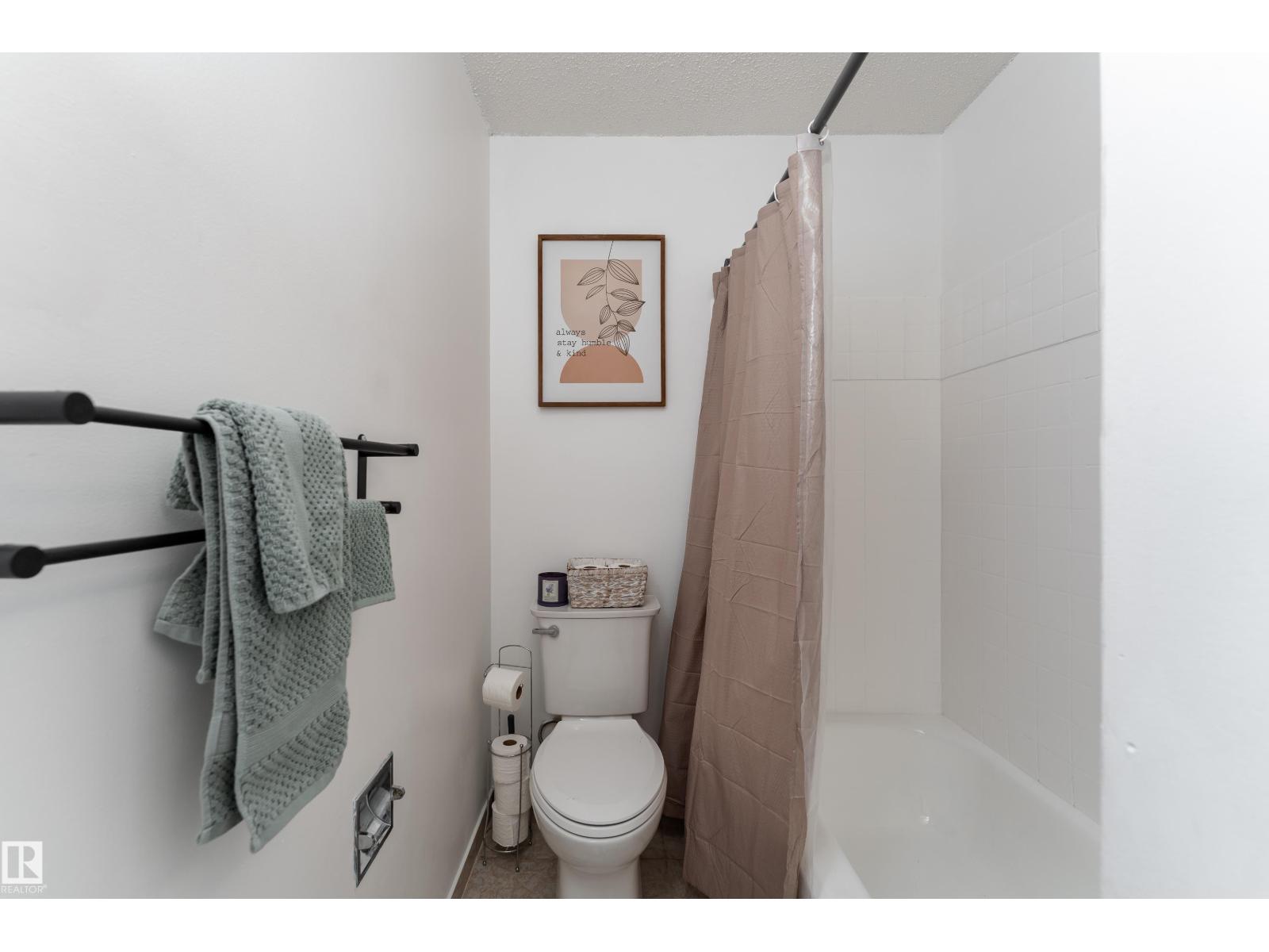 6352 180 ST NW - 17
