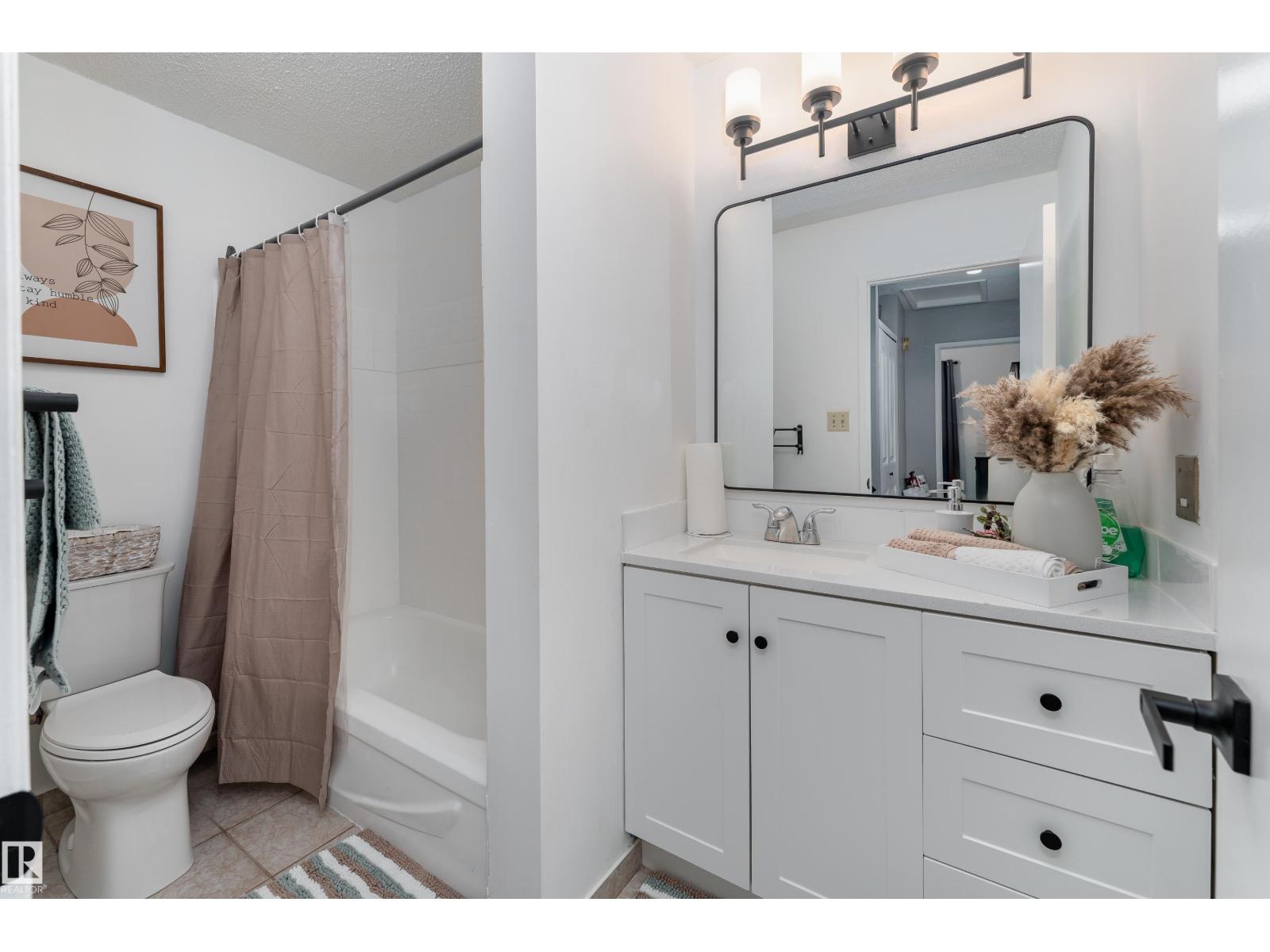 6352 180 ST NW - 18