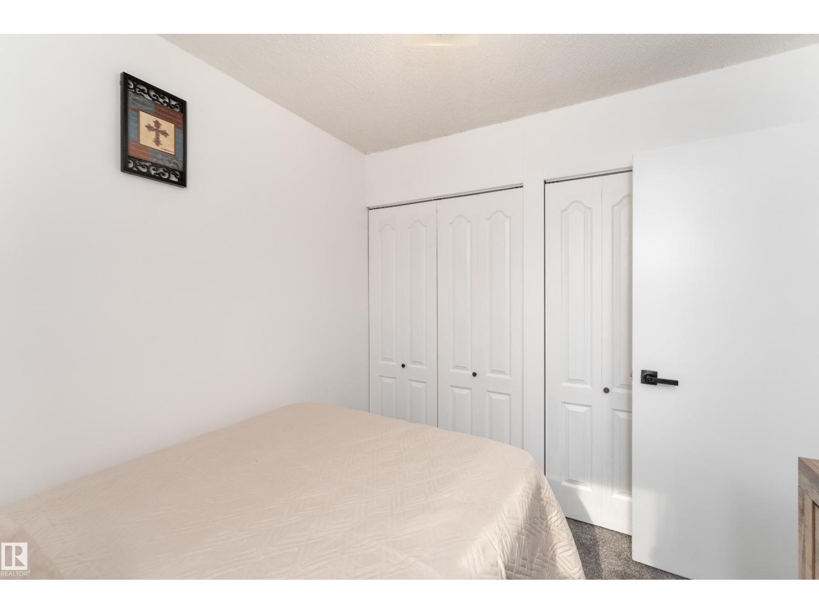 6352 180 ST NW - 22