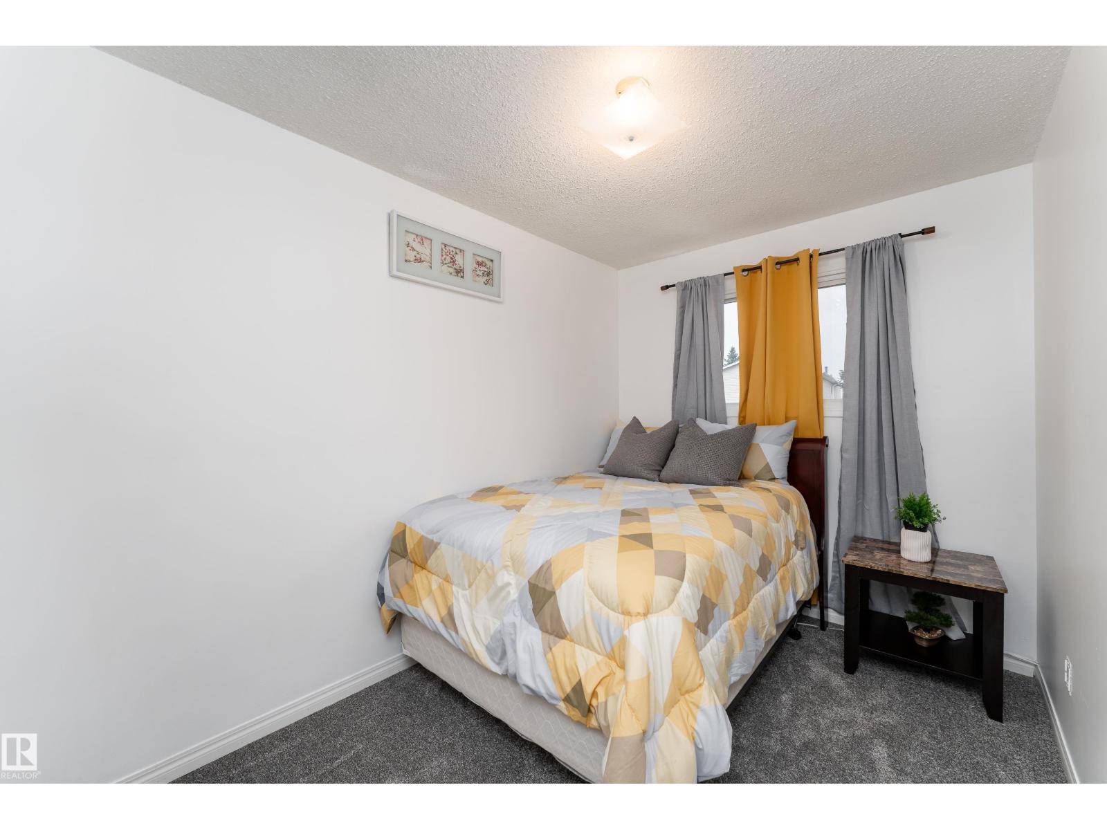 6352 180 ST NW - 23