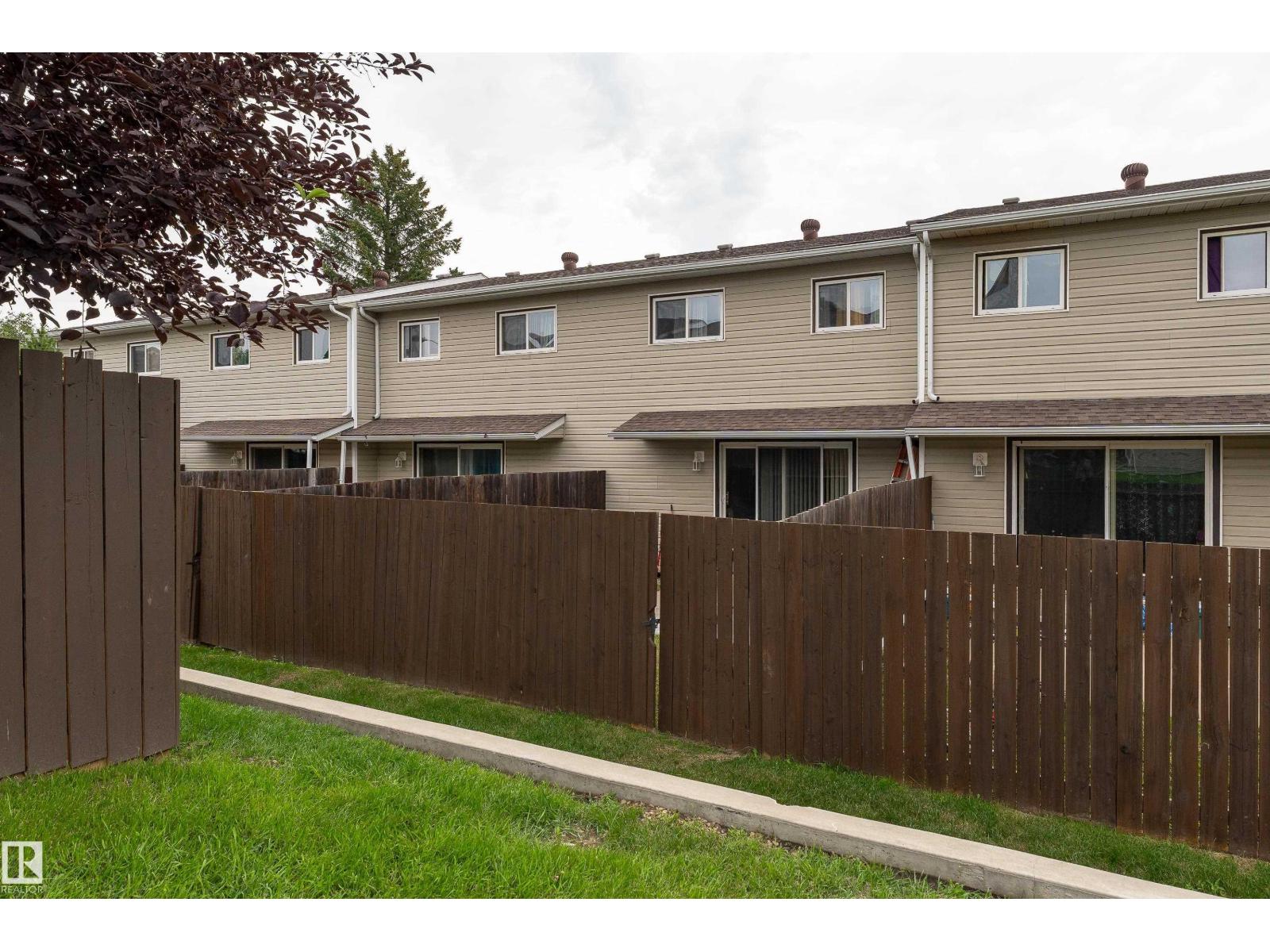 6352 180 ST NW - 33