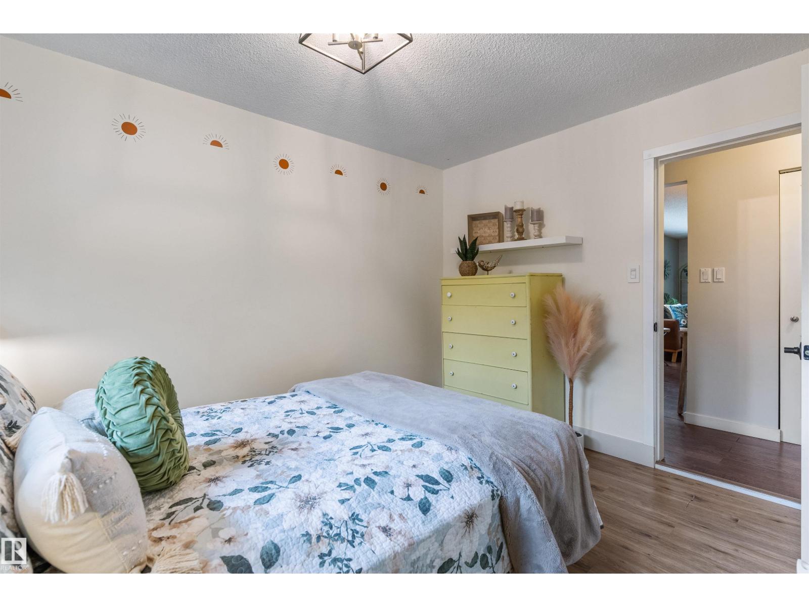 23 GLENHAVEN CR - 14