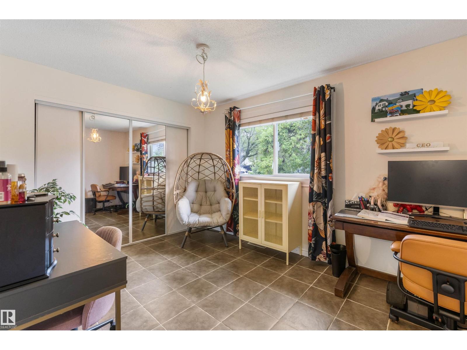 23 GLENHAVEN CR - 20