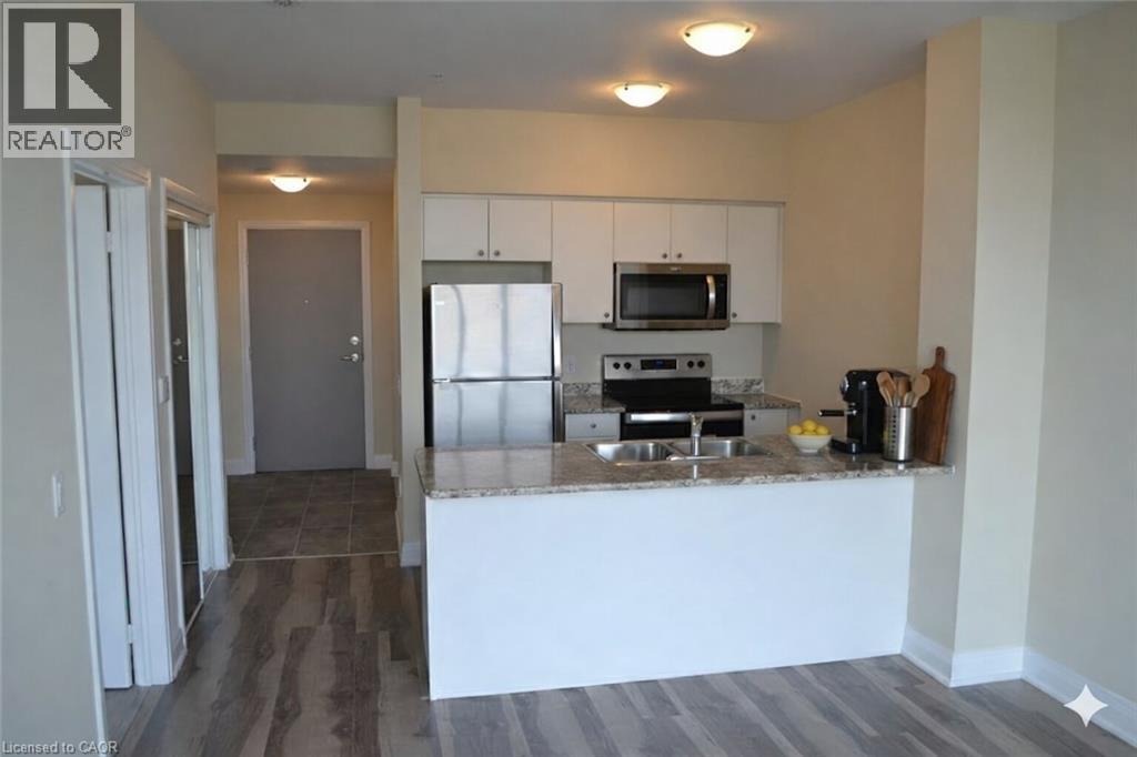 #516 16 CONCORD Place N - 3