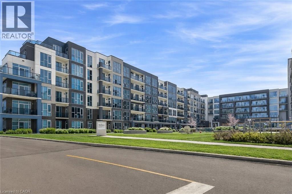 #516 16 CONCORD Place N - 1